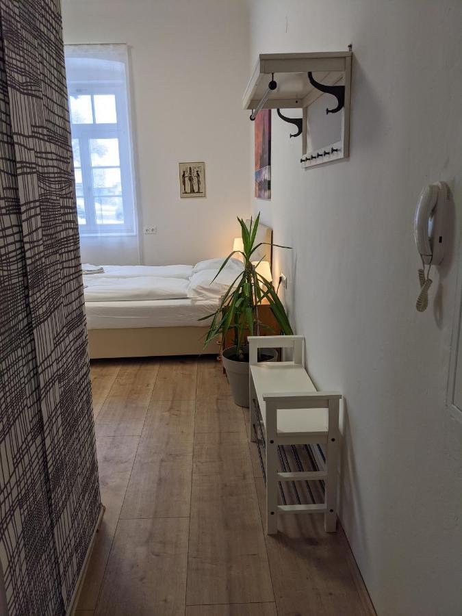 007 Studio Apartment Madrid 30M2 Klagenfurt am Woerthersee Екстер'єр фото