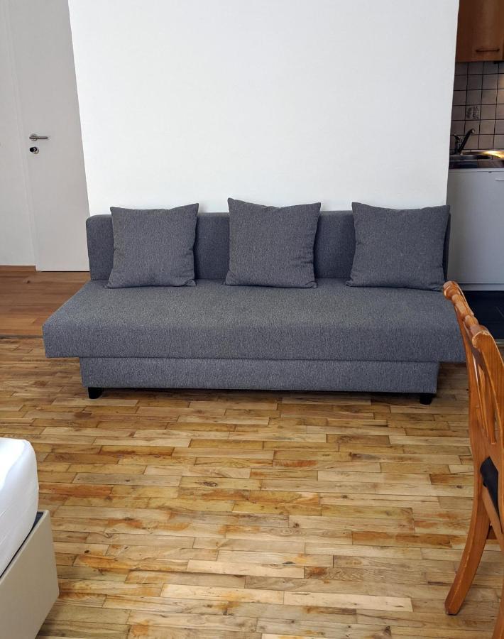 007 Studio Apartment Madrid 30M2 Klagenfurt am Woerthersee Екстер'єр фото